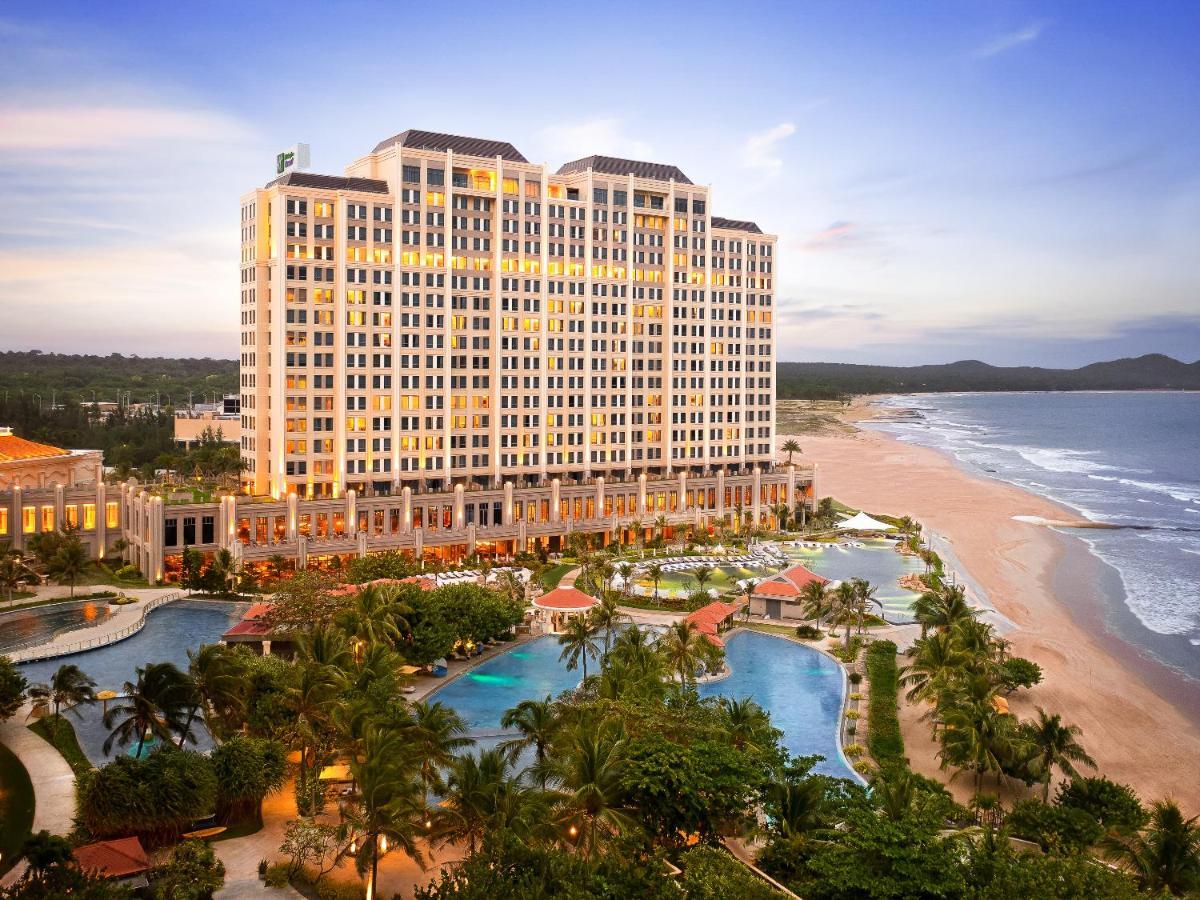 Holiday Inn Resort Ho Tram Beach By Ihg Exterior photo